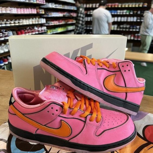 Nike SB Dunk Low Blossom x The Powerpuff Girls 