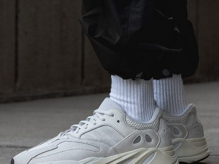 Yeezy Yeezy Boost 700 Analog