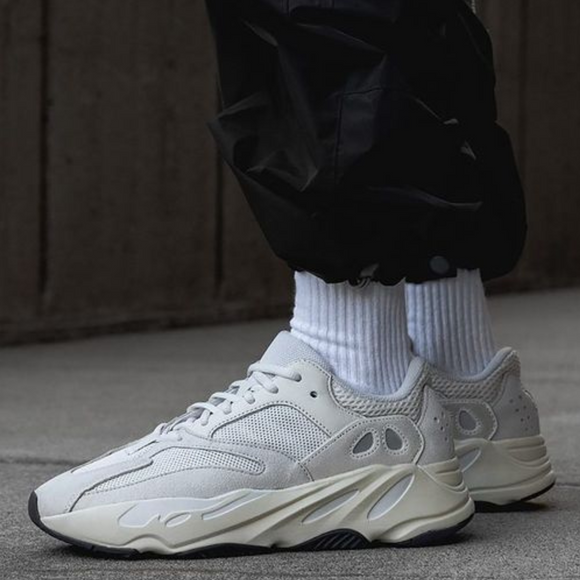 Yeezy Yeezy Boost 700 Analog