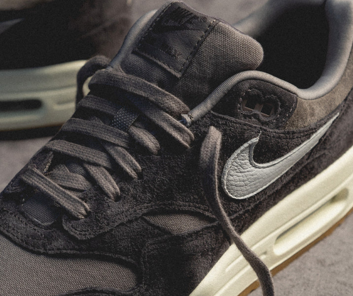 Nike Air Max 1  PRM Crepe "Soft Grey"