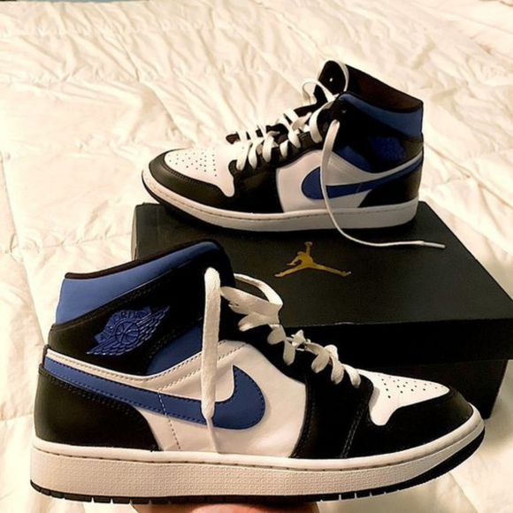 Jordan 1 Mid 'White Black Royal' GS