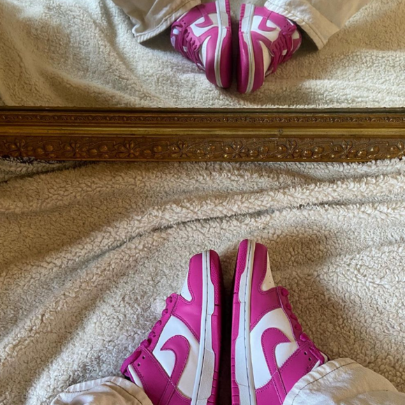 Nike Nike Dunk Low Fuchsia (GS)