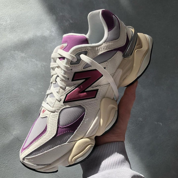 New Balance 9060 Magenta