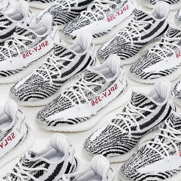 Yeezy Boost 350 V2 Zebra