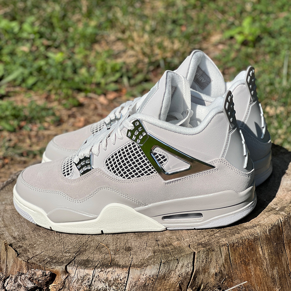 Air Jordan 4 'Frozen Moments' WMNS