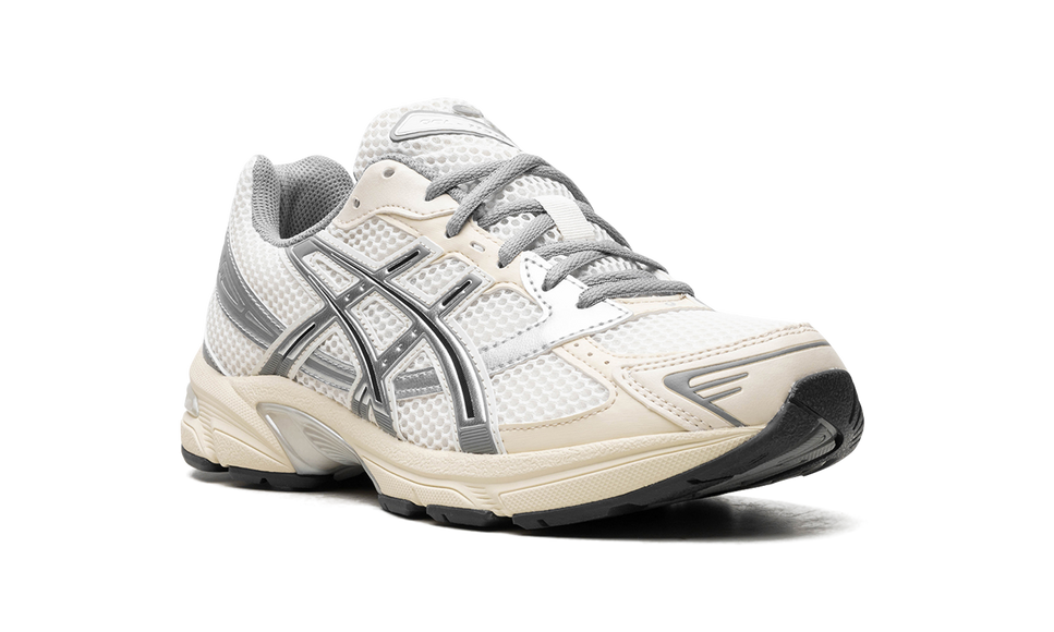 ASICS Gel-1130 Cream Clay Grey (Women's) 1202A164-116 SneakerMood Front three-quarter view