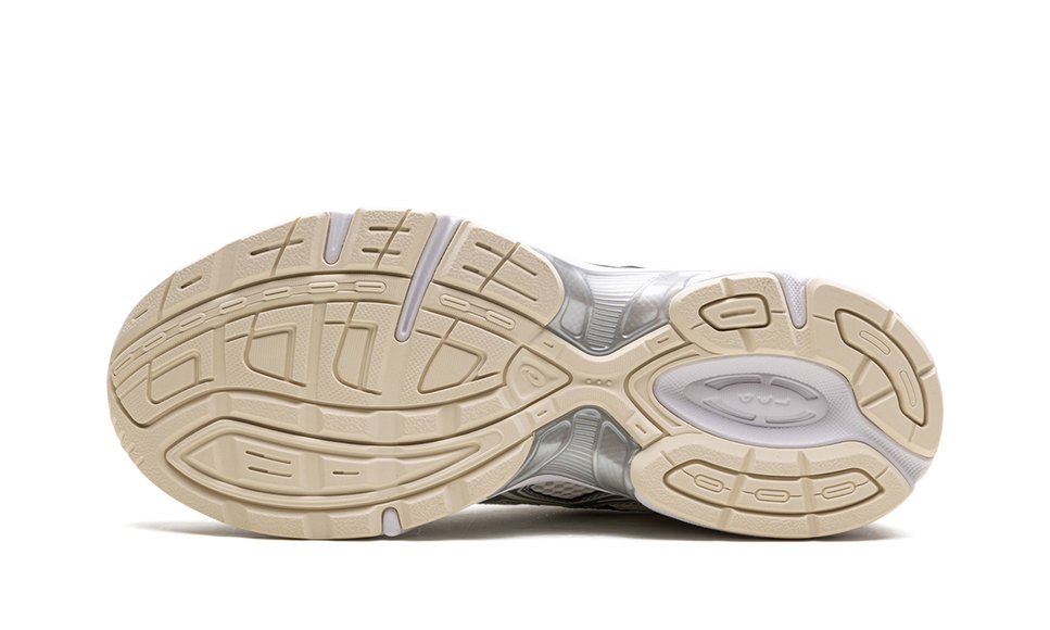 ASICS Gel-1130 Cream Pure Silver (Women's) 1202A164-107 SneakerMood Outsole view