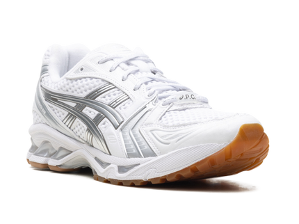 ASICS Gel-Kayano 14 A.P.C. White Pure Silver 1203A727-100 SneakerMood Front three-quarter view