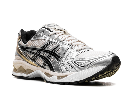 ASICS Gel-Kayano 14 Birch Pure Silver 1203A537-200 SneakerMood Front three-quarter view