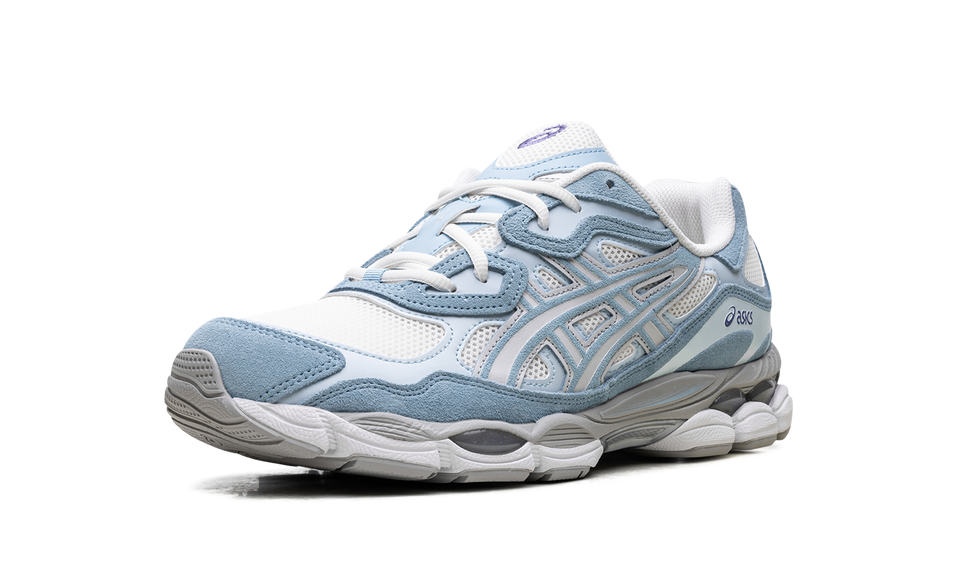 ASICS Gel-NYC Cream Arctic Sky 1203A383-107 SneakerMood Front three-quarter view