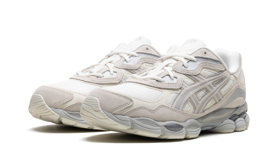 ASICS Gel-NYC Cream Grey 1203A739-100 SneakerMood Pair, front three-quarter view
