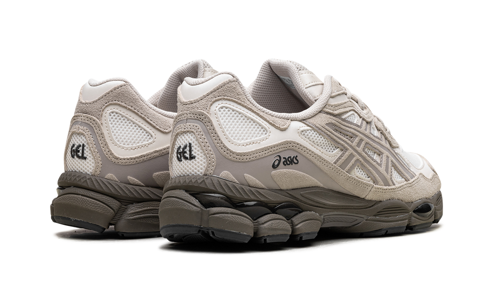 ASICS Gel-NYC Cream Putty 1203A383-105 SneakerMood Pair, rear three-quarter view