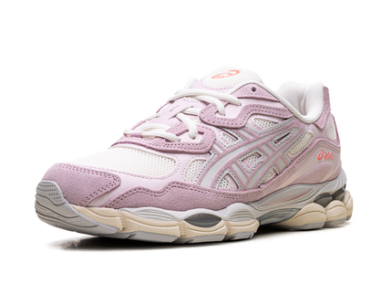 ASICS Gel-NYC Cream Rose Water 1203A383-106 SneakerMood Front three-quarter view
