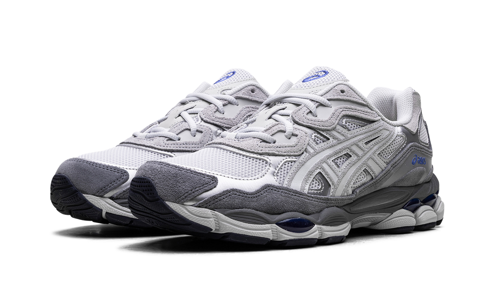 ASICS Gel-NYC Glacier Grey Gravel 1203A383-025 SneakerMood Pair, three-quarter view