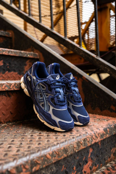 ASICS Gel-NYC Midnight Midnight 1203A383-401 SneakerMood Lifestyle view