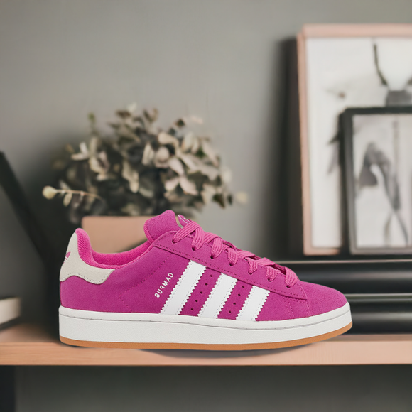 Adidas Campus 00's semi lucid fuchsia IG9156 SneakerMood Lifestyle shoe view