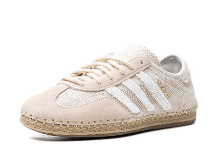 Adidas Gazelle CLOT Halo Ivory IH3144 SneakerMood Front three-quarter view