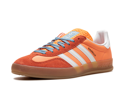 Adidas Gazelle Indoor Beam Orange HQ9016 SneakerMood Front three-quarter view