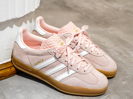 Adidas Gazelle Indoor Sandy Pink Gum IH5484 SneakerMood Lifestyle pair view