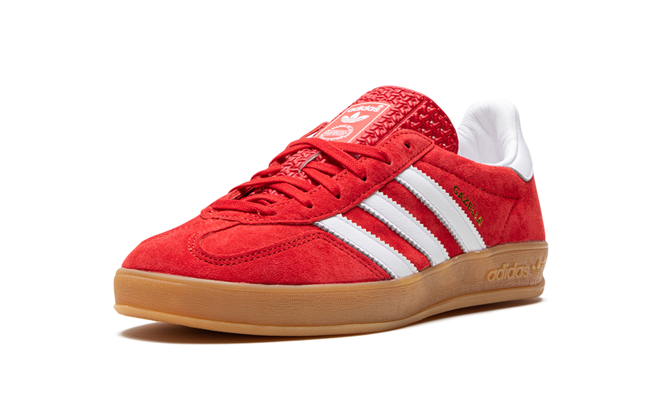 Adidas Gazelle Indoor Scarlet Cloud White H06261 SneakerMood Front three-quarter view