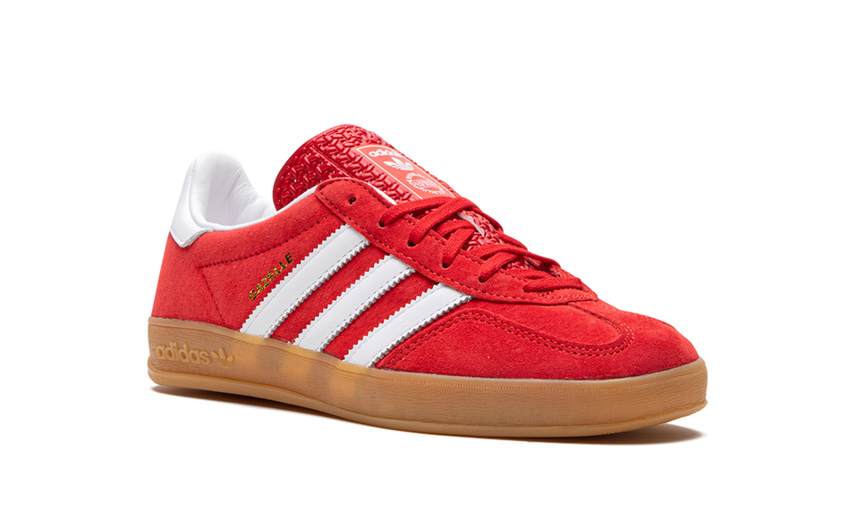 Adidas Gazelle Indoor Scarlet Cloud White H06261 SneakerMood Front three-quarter view