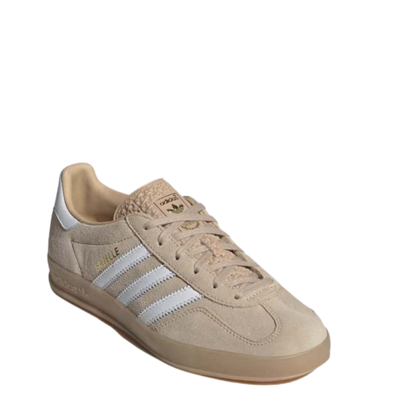 Adidas Gazelle Indoor W "Magic Beige" IH5482 SneakerMood Front three-quarter view
