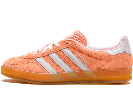Adidas Gazelle Indoor Wonder Clay IE2946 SneakerMood Side view, toe pointing left