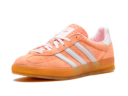 Adidas Gazelle Indoor Wonder Clay IE2946 SneakerMood Front three-quarter view