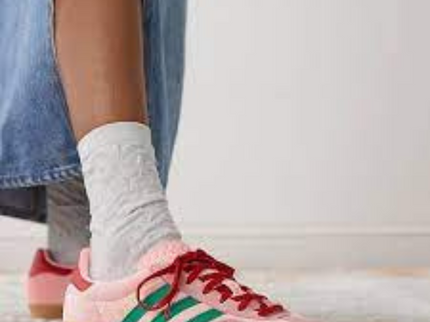 Adidas Gazelle Indoors "Bold Pink" JI2713 SneakerMood On-foot view