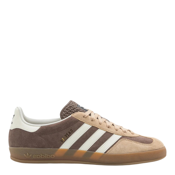 Adidas Gazelle Indoors Earth strata/Magic beige IF9646 SneakerMood Side view toe pointing right