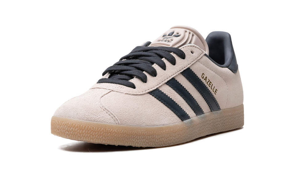 Adidas Gazelle Wonder Taupe Night Indigo IG6199 SneakerMood Front three-quarter view