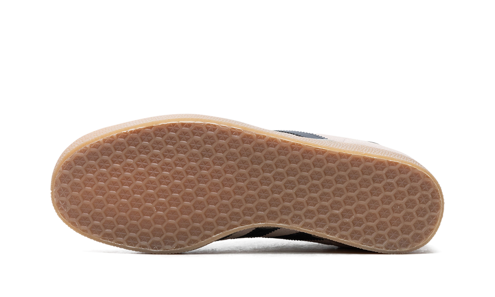 Adidas Gazelle Wonder Taupe Night Indigo IG6199 SneakerMood Outsole view