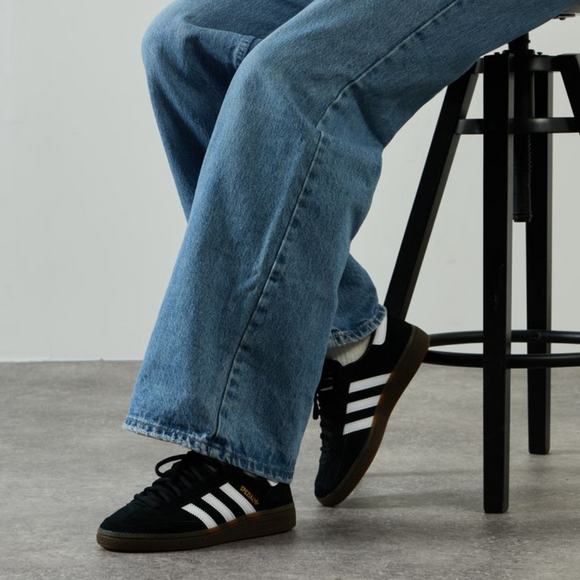 Adidas Handball Spezial Black Gum DB3021 SneakerMood On feet, front view