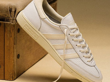 Adidas Handball Spezial Cloud White IE9837 SneakerMood Styled side view