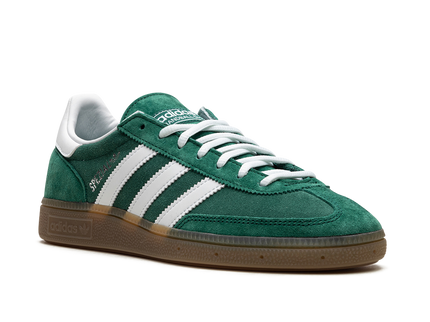 Adidas Handball Spezial Collegiate Green Gum IF8913 SneakerMood Front three-quarter view