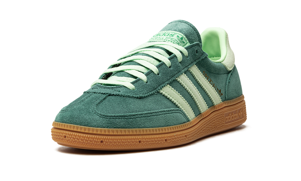 Adidas Handball Spezial Collegiate Green Semi Green Spark IE5896 SneakerMood Front three-quarter view