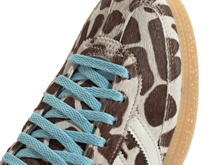Adidas Handball Spezial Cow Print Crystal Linen (Women's) KI6677 SneakerMood Toe and laces detail