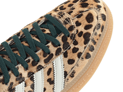 Adidas Handball Spezial Leopard Magic Beige KI6678 SneakerMood Toe and laces detail