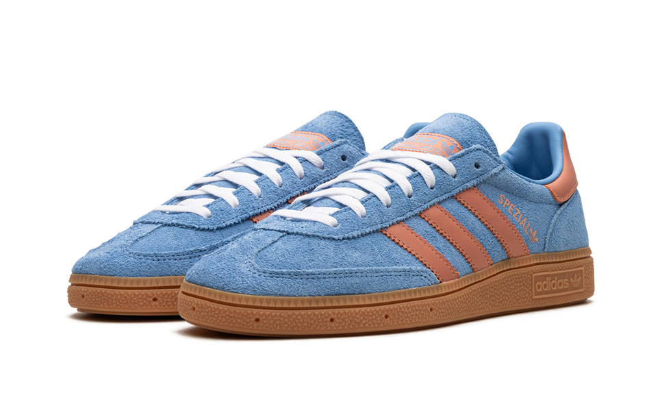 Adidas Handball Spezial Light Blue Wonder Clay IF6564 SneakerMood Pair, front three-quarter view
