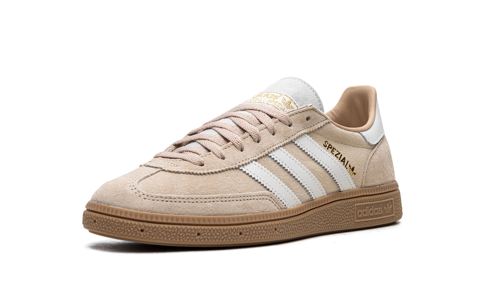 Adidas Handball Spezial Magic Beige ID8779 SneakerMood Front three-quarter view