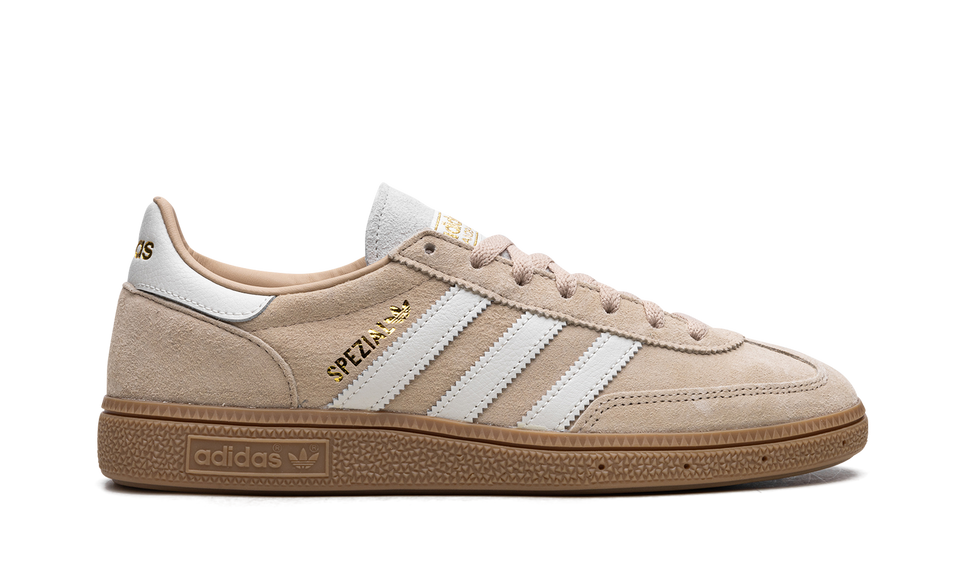 Adidas Handball Spezial Magic Beige ID8779 SneakerMood Side view, toe pointing right