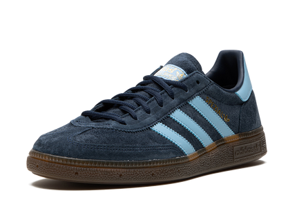 Adidas Handball Spezial Navy Gum BD7633 SneakerMood Front three-quarter view