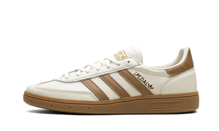 Adidas Handball Spezial Off White Gum IF4265 SneakerMood Side view, toe pointing left