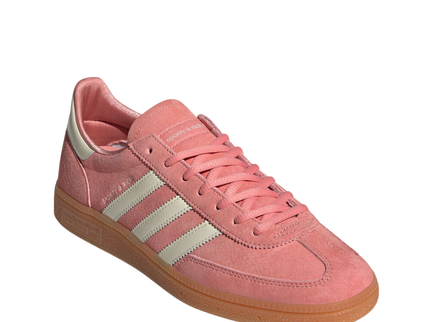 Adidas Handball Spezial Sporty & Rich Pink IH2610 SneakerMood Front three-quarter view
