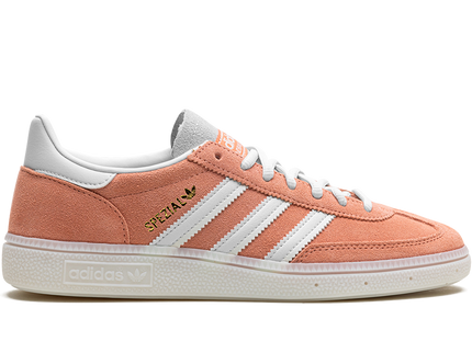 Adidas Handball Spezial Wonder Clay Almost Blue IG6275 SneakerMood Side view, toe pointing right