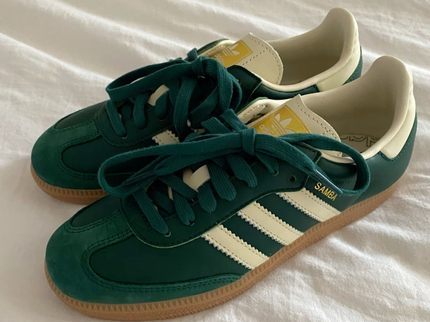 Adidas Samba OG Collegiate Green Cream White (W) IE0872 SneakerMood Lifestyle pair view