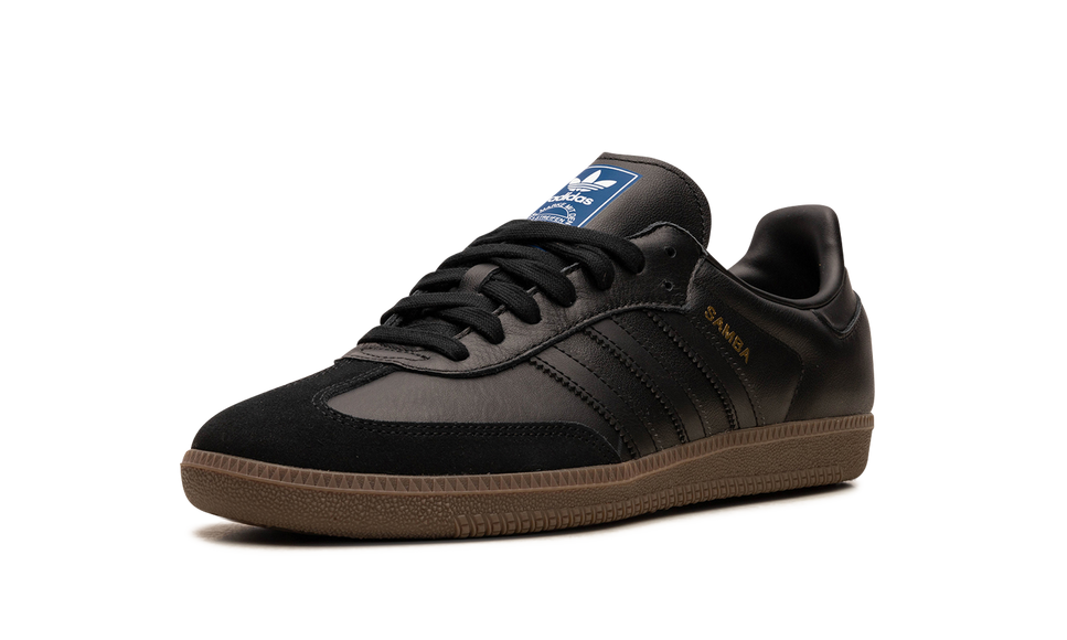 Adidas Samba OG Core Black Gum IE3438 SneakerMood Front three-quarter view