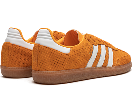 Adidas Samba OG Orange Rush Gum HP7898 SneakerMood Pair, rear three-quarter view