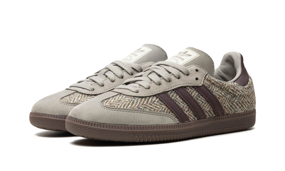 Adidas Samba OG Wonder Beige Tweed ID1449 SneakerMood Pair, front three-quarter view