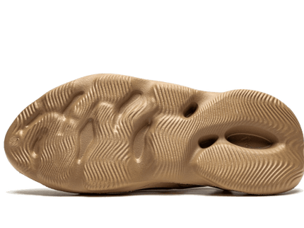 Adidas Yeezy Foam RNNR Ochre GW3354 SneakerMood Outsole view